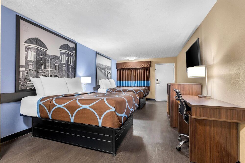 In-room safe, desk, laptop workspace, iron/ironing board