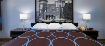 Super 8 by Wyndham Gadsden AL