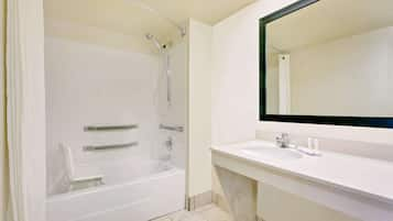 Combined shower/tub, deep soaking tub, free toiletries, hair dryer