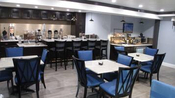 Gratis komplet morgenmad hver dag