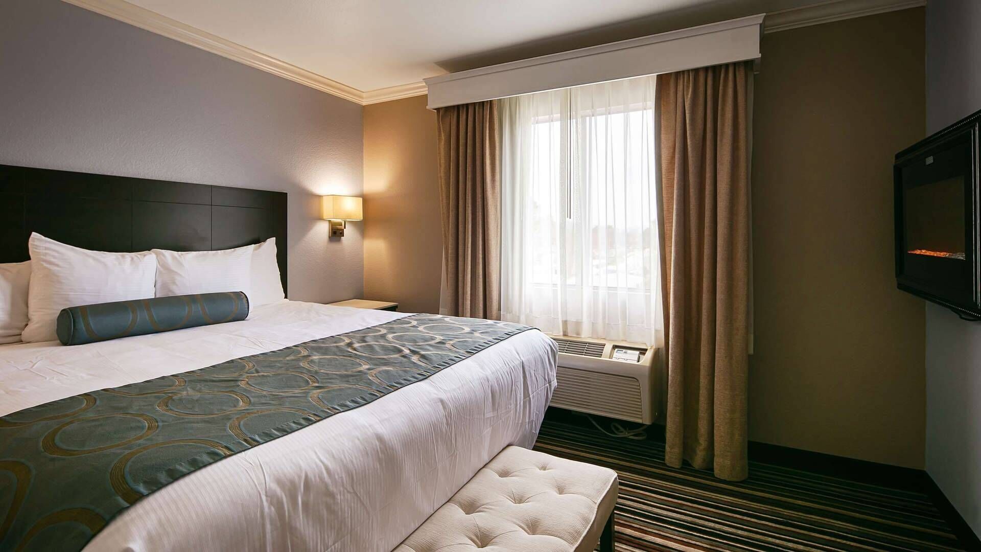 Tabla de planchar con plancha, cunas gratuitas y wifi gratis 