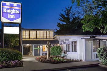 Knights Inn Pittston