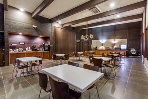 Free daily self-serve breakfast