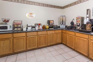 Café da manhã continental grátis todos os dias