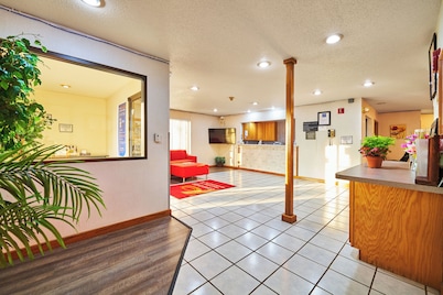 Econo Lodge