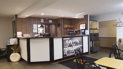 Super 8 by Wyndham Airport I90