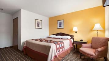 Chambre, 1 grand lit | Bureau, fer et planche Ă  repasser, Wi-Fi gratuit, draps fournis
