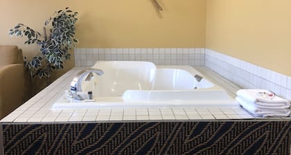 Super 8 by Wyndham Cedar City