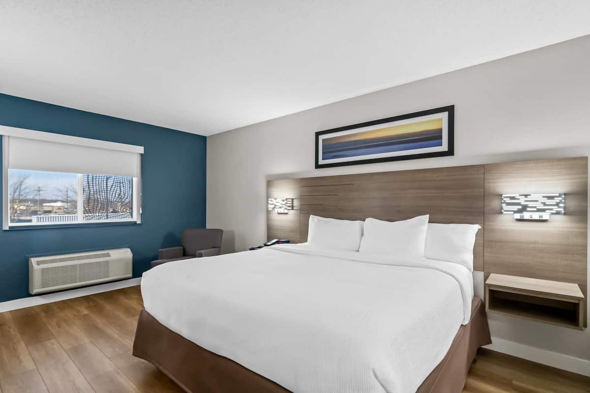 Schreibtisch, Zustellbetten, kostenloses WLAN, Bettwäsche