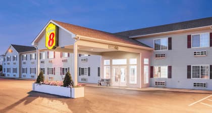 Super 8 by Wyndham Neosho