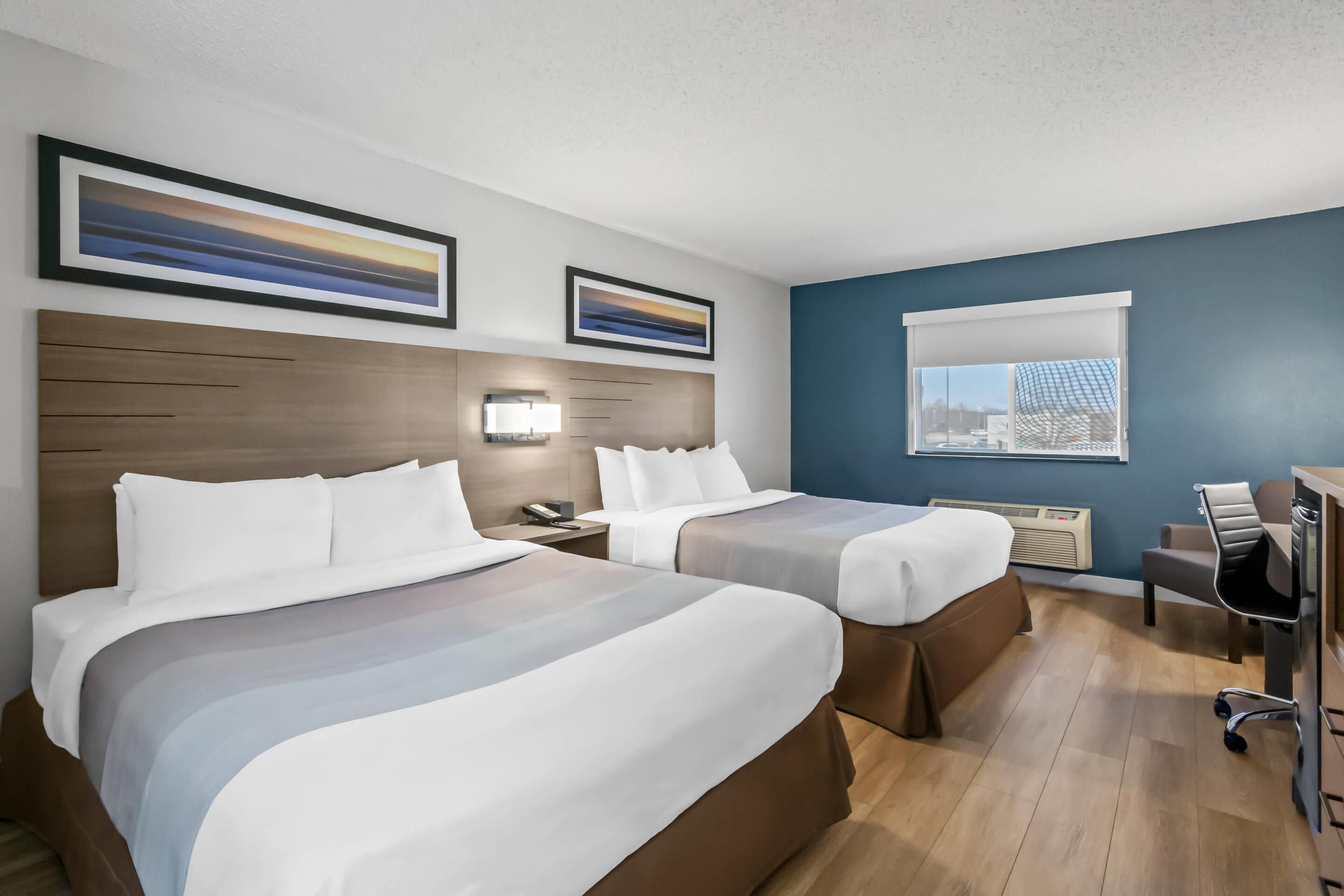 Chambre Standard, 2 grands lits, non-fumeurs | Bureau, lits pliants/supplémentaires, Wi-Fi gratuit, draps fournis