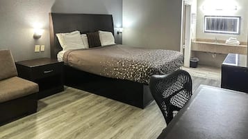 Room, 1 King Bed, Smoking | Minibar, desk, iron/ironing board, free WiFi