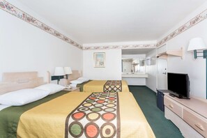 Habitación doble, 2 camas dobles | Cunas o camas infantiles (de pago), camas supletorias, wifi gratis