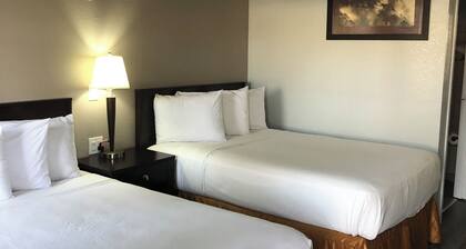 Travelodge by Wyndham Sacramento / Rancho Cordova