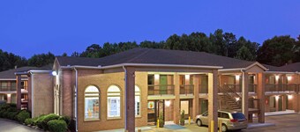 Super 8 by Wyndham Acworth/Atlanta Area