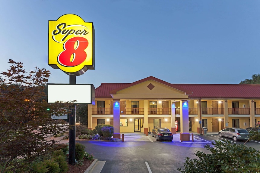 Super 8 by Wyndham Decatur/Dntn/Atlanta Area, Atlanta: Hotel