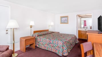 Desk, iron/ironing board, rollaway beds, free WiFi