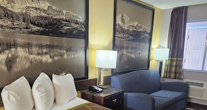 Super 8 by Wyndham Denver Central