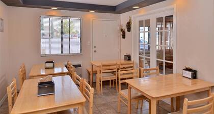 Americas Best Value Inn Page