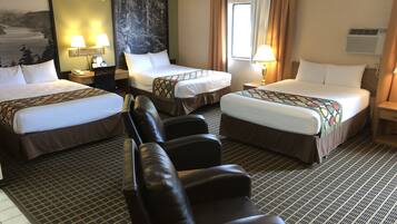 Studio Suite, Multiple Beds, Non Smoking | Free cribs/infant beds, free WiFi, bed sheets