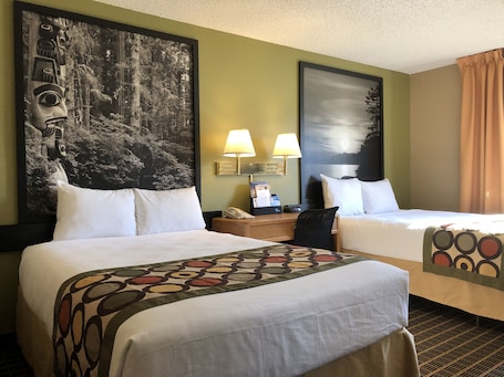 Room, 2 Double Beds | Free cribs/infant beds, free WiFi, bed sheets. Super 8 by Wyndham Sitka