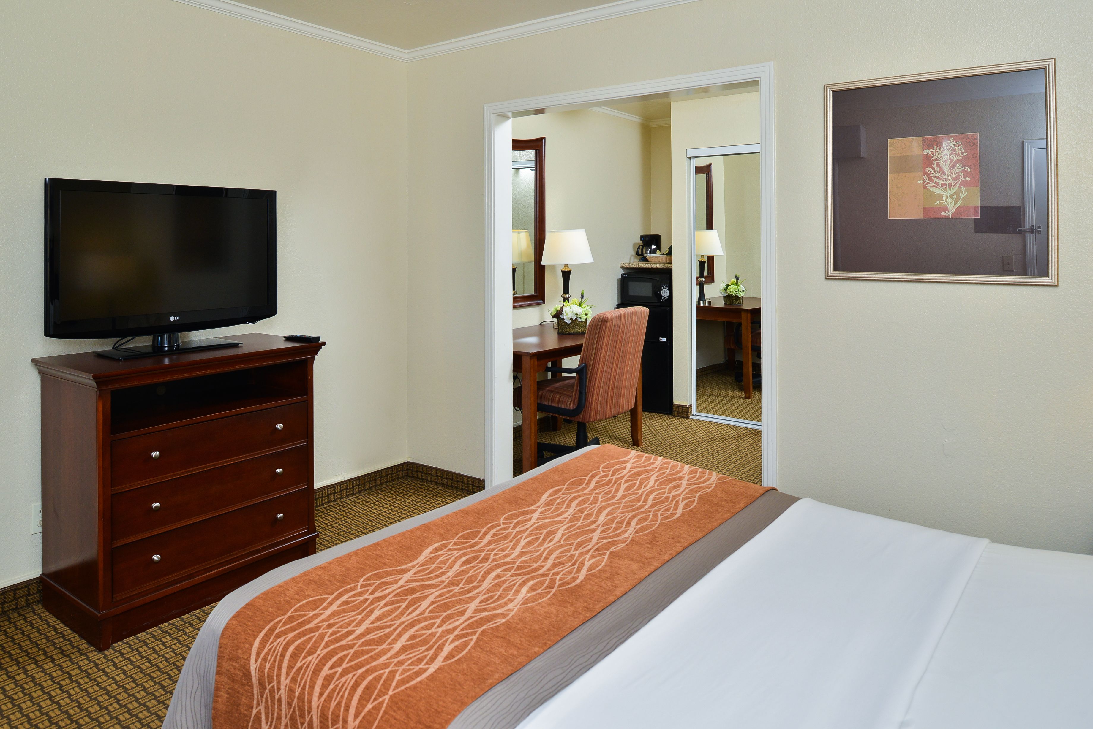 Photo - Blu Pacific Hotel