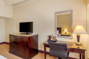 Desk, laptop workspace, iron/ironing board, free WiFi