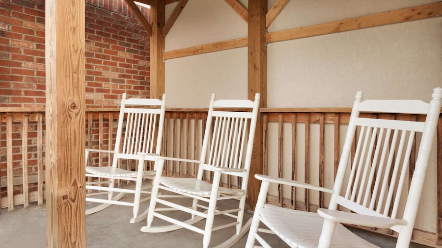 Travelodge by Wyndham Jefferson City