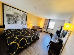 Studio Suite, 1 King Bed, Non Smoking | Premium bedding, desk, laptop workspace, blackout drapes - Super 8 by Wyndham Elizabethtown (Elizabethtown)