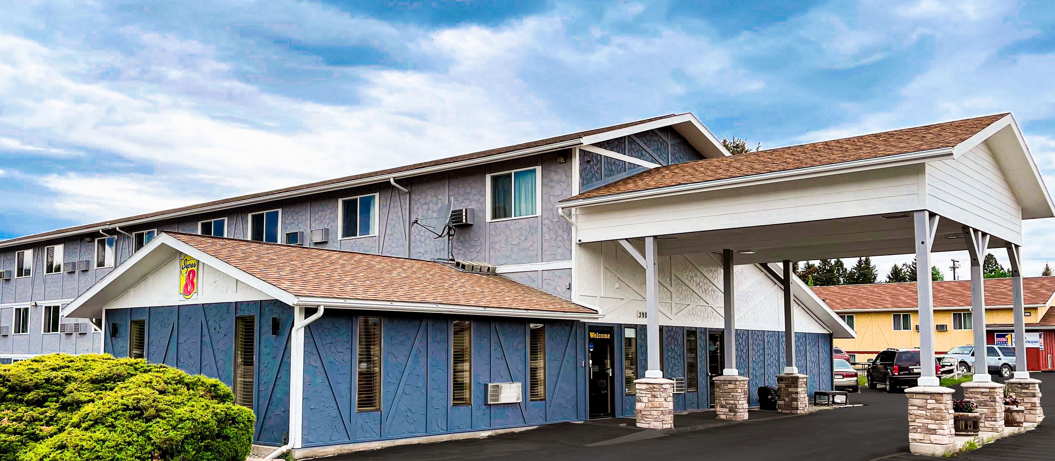 Super 8 by Wyndham Missoula/Brooks Street Reviews, Deals & Photos