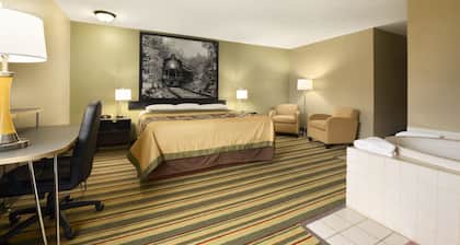 Super 8 by Wyndham Rantoul