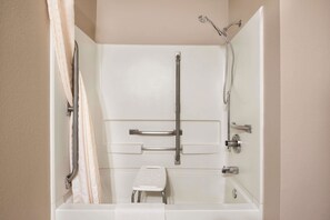 Combined shower/bathtub, free toiletries, hair dryer, towels - Super 8 by Wyndham Rantoul (Rantoul)