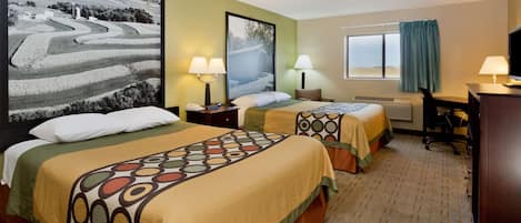 Escritorio, cunas gratuitas, camas extra y wifi gratis