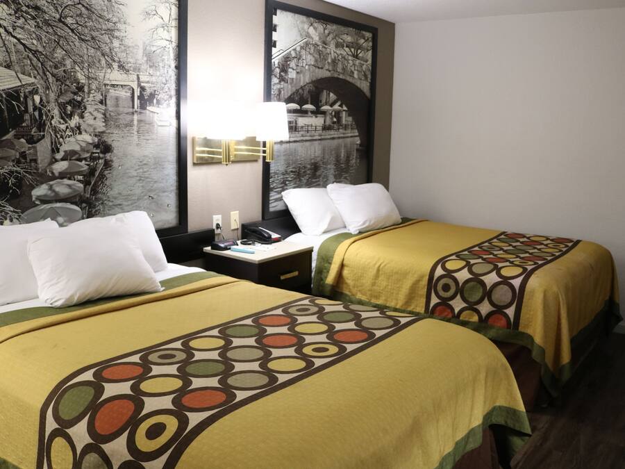 In-room safe, desk, soundproofing, iron/ironing board