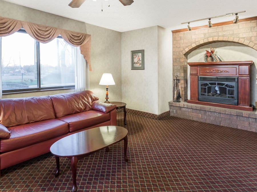 Free cots/infant beds, rollaway beds, free WiFi, bed sheets