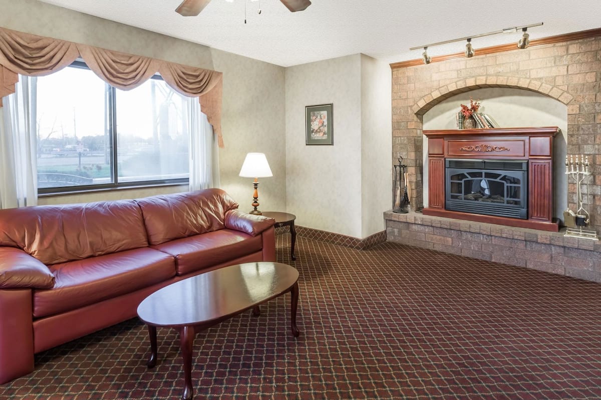 Living area | TV