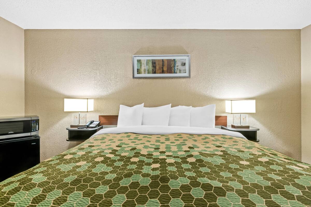 Chambre Standard, 1 très grand lit, non-fumeur