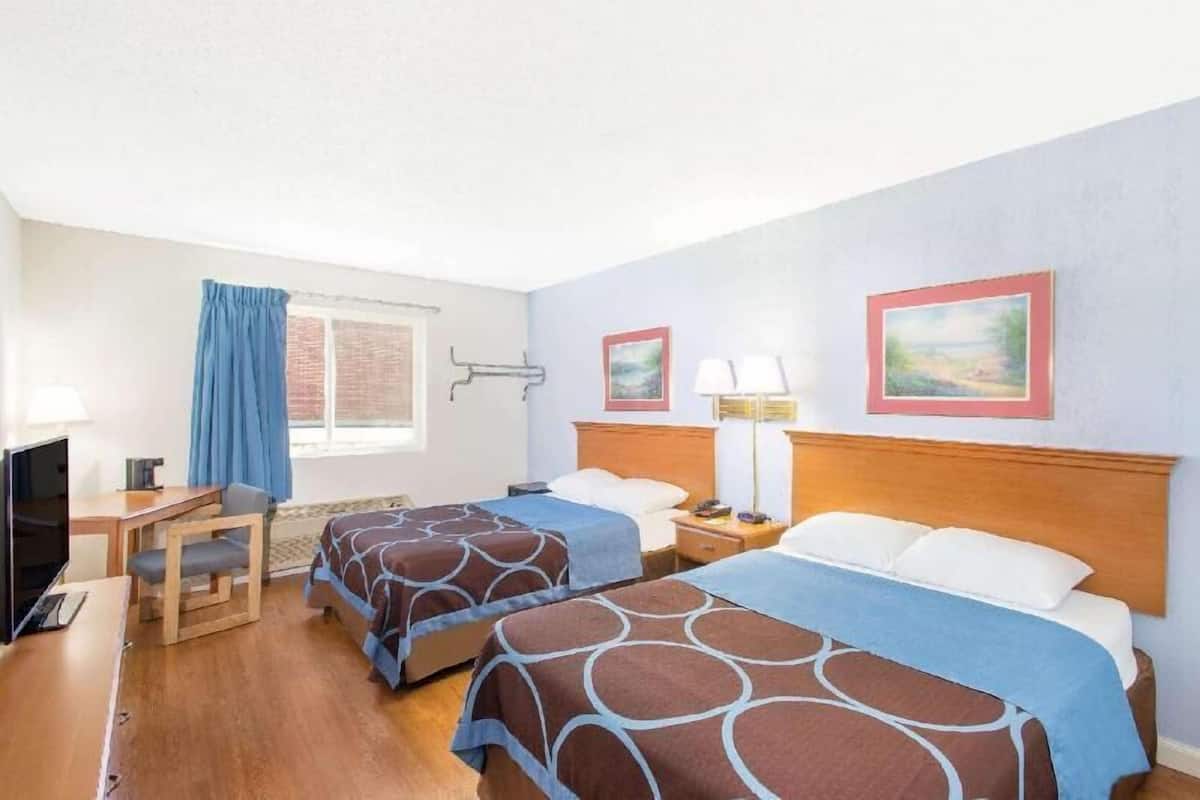 In-room safe, individually furnished, desk, laptop workspace