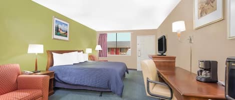 Room, 1 King Bed, Non Smoking, Refrigerator & Microwave | 1 bedroom, Frette Italian sheets, in-room safe, desk