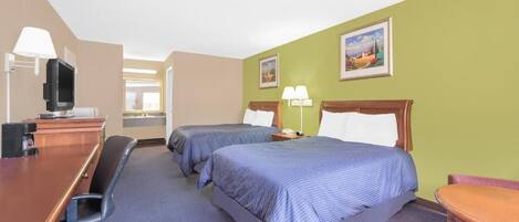 Chambre, 2 lits doubles, non-fumeur, réfrigérateur et four à micro-ondes