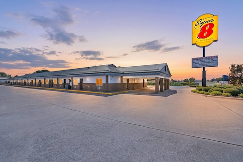 Super 8 by Wyndham Siloam Springs