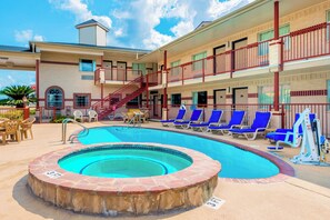 Outdoor pool, open 10:00 AM to 10:00 PM, sun loungers