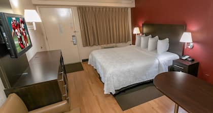 Red Roof Inn PLUS+ Birmingham East - Irondale/ Airport