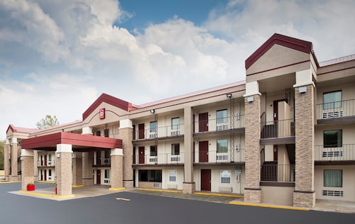 Red Roof Inn PLUS+ Birmingham East - Irondale/ Airport