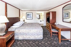 1 bedroom, desk, free WiFi, bed sheets