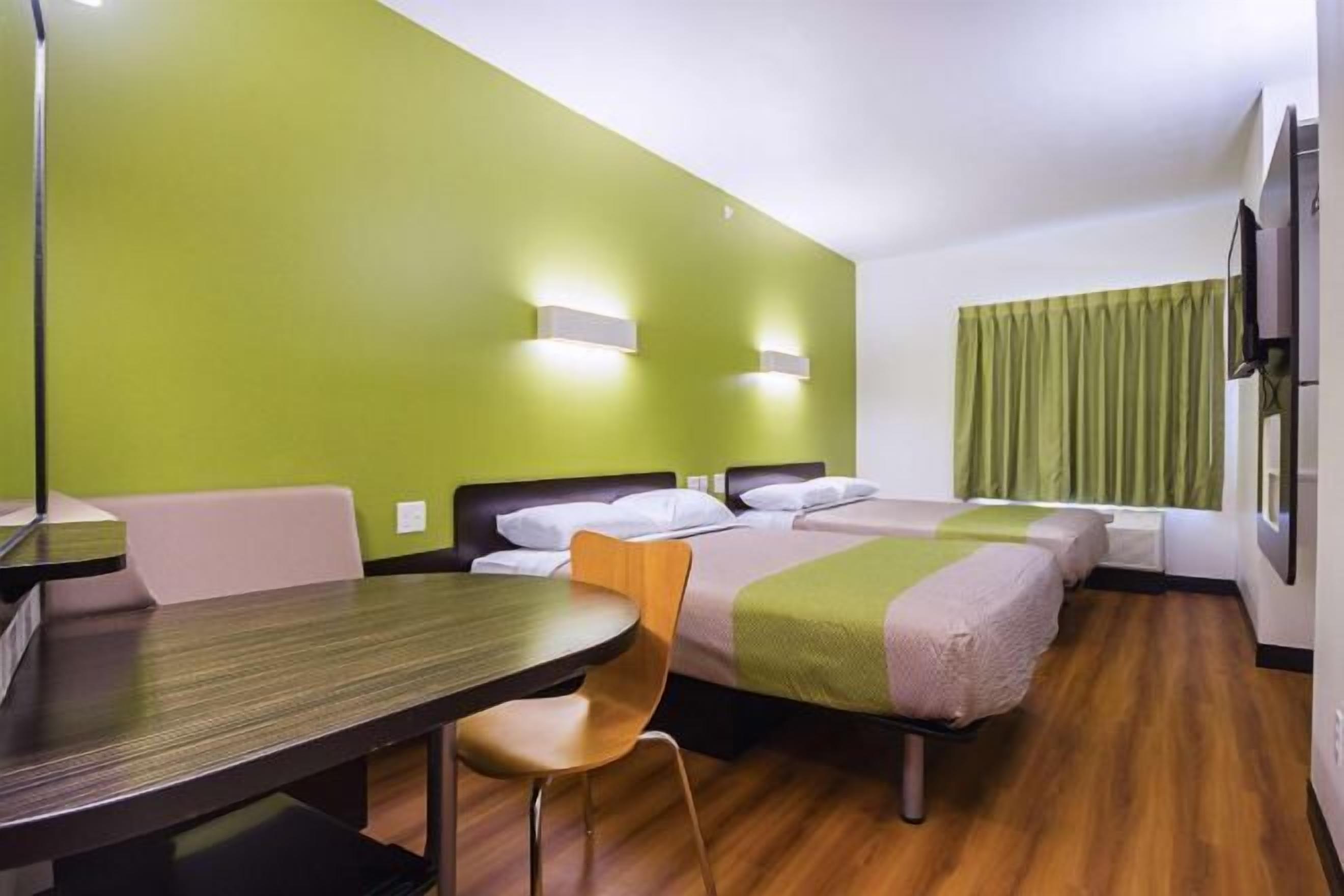 Free WiFi, bed sheets