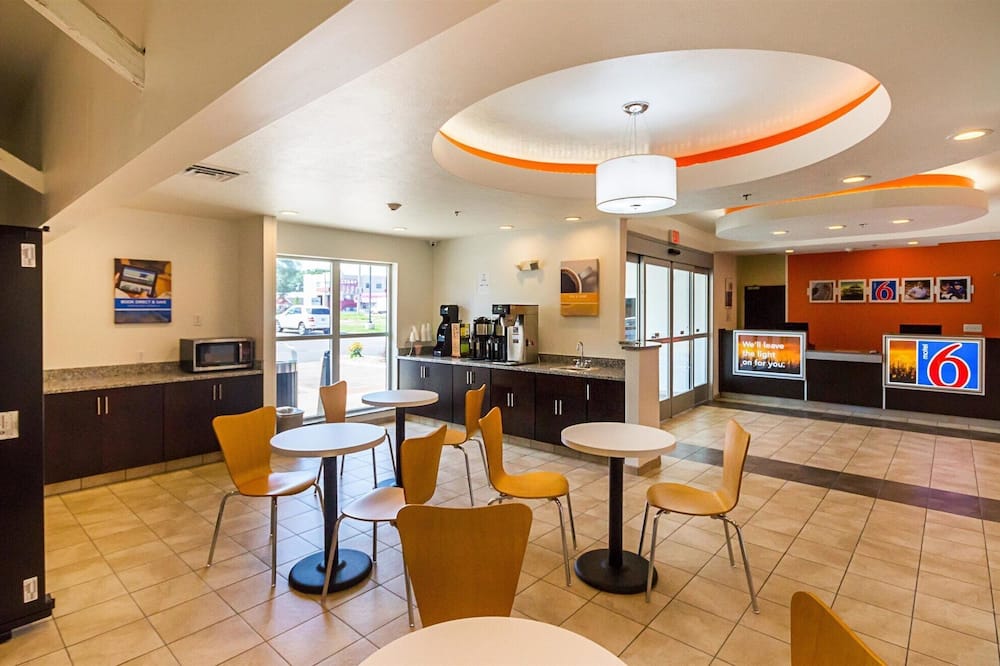 Motel 6 South Bend, IN - Mishawaka