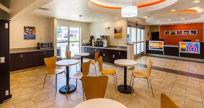 Motel 6 South Bend, IN - Mishawaka