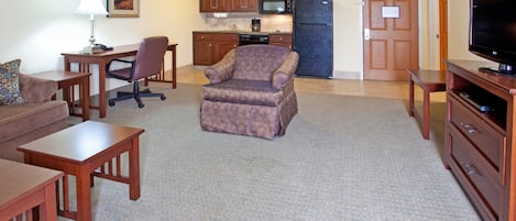 Premium bedding, pillowtop beds, in-room safe, desk