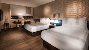 高級寢具、記憶棉床墊、手提電腦工作空間、遮光窗簾/窗簾